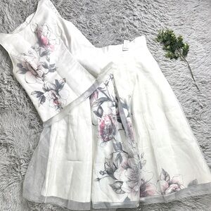 White House Black Market Floral Organza Set Special Occasion size 8